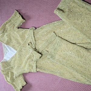 Chelsea & Violet Gold Short Puff Sleeve Sequin Embellished Jumper Medium